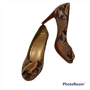STUART WEITZMAN HEELS SHOES PEEP TOE BROWN BLACK REPTILE LOOK LEATHER